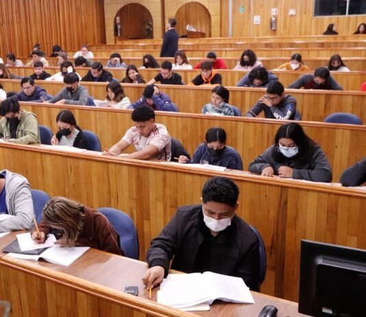 Presentan en la UAT examen de admisión Ceneval