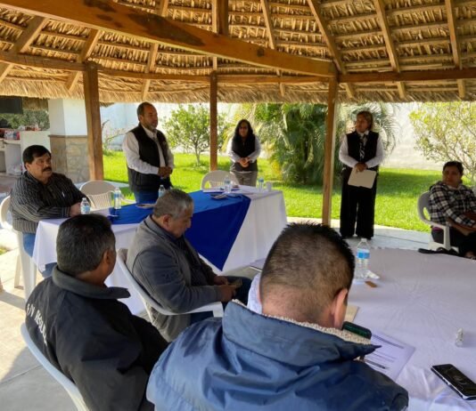 ESTRECHA RELACIÓN ALCALDE Y MAGISTERIO