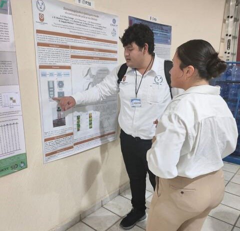 Estudiante de la UAT destaca en encuentro sobre optoelectrónica