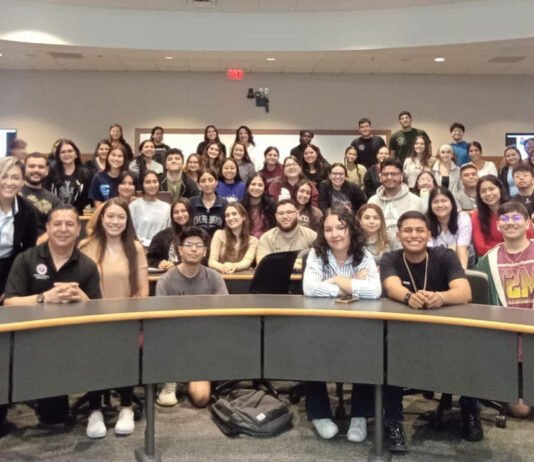 Estudiantes de la UAT realizan prácticas de enfermería en Universidad Texas A&M en Laredo