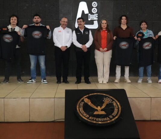 Rector de la UAT y universitarios conviven en jornada estudiantil