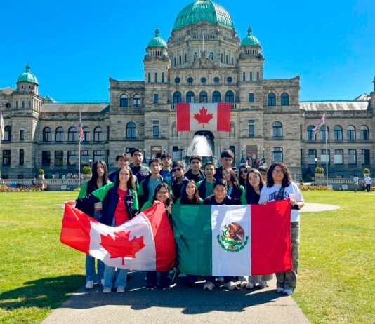 Estudiantes del CeINA UAT viven experiencia cultural en Canadá