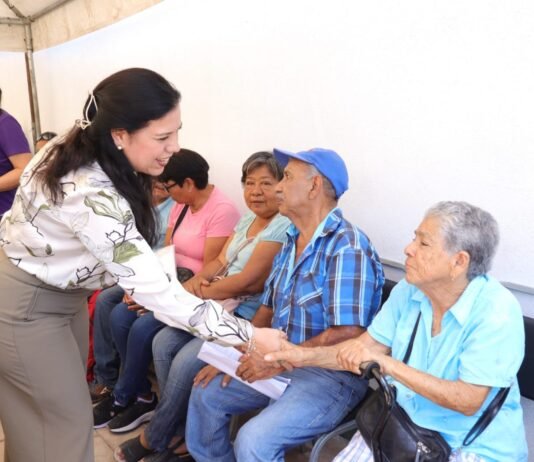 Atiende DIF Tamaulipas la salud visual de mantenses