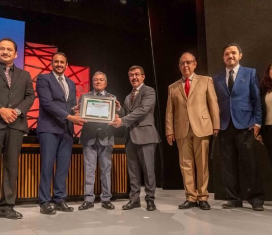 Entregan a la UAT nuevas certificaciones por su calidad educativa