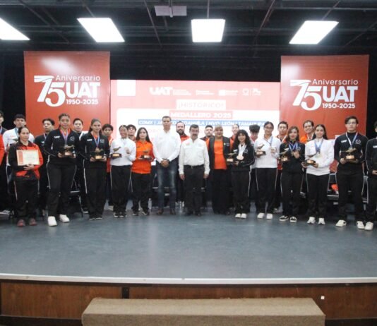 Entrega rector el galardón “Orgullo UAT” tras desempeño histórico de medallistas universitarios