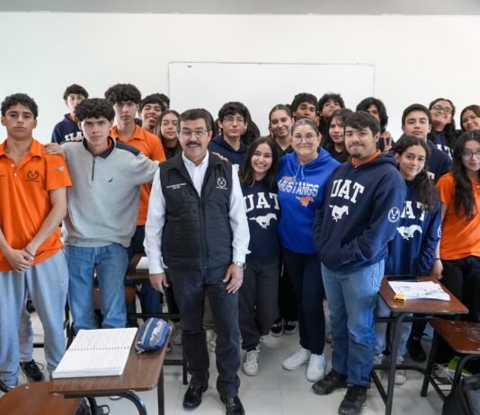 Constató rector logros y avances académicos de la Prepa 3 UAT