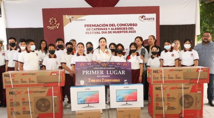 Premia Patty Chío talento de estudiantes y escuelas