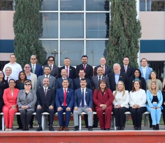 Evalúa rector avances de la UAT al cierre del ciclo escolar