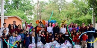 Entrega UAT juguetes a niñas y niños con la jornada “Alegrando Corazones”