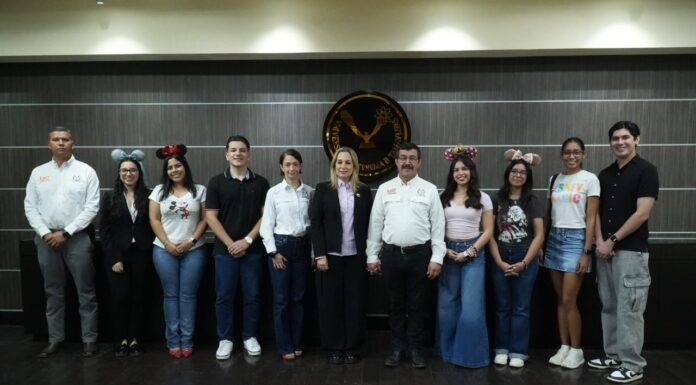 Envía UAT segunda generación de alumnos al programa intercultural de Disney