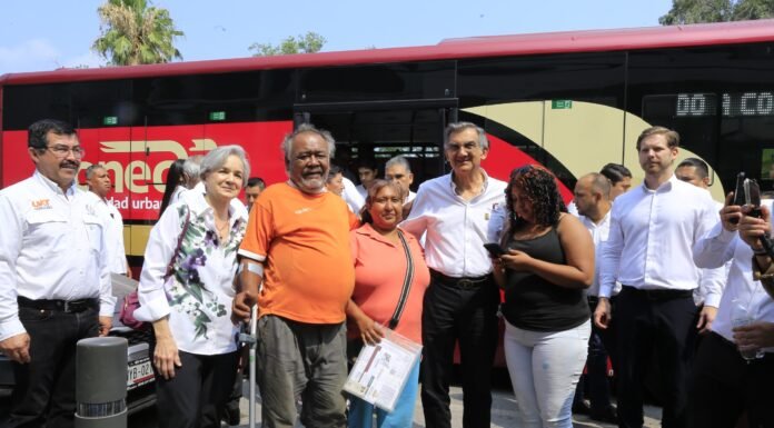 Reconoce el gobernador Américo Villarreal estándares de excelencia de la UAT