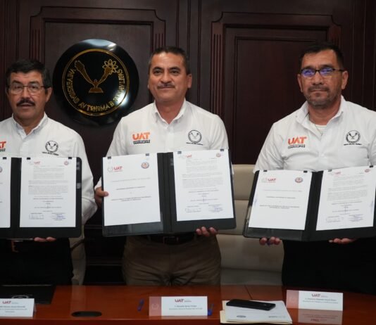 La UAT y el SUTUAT firman convenio de revisión salarial 2026