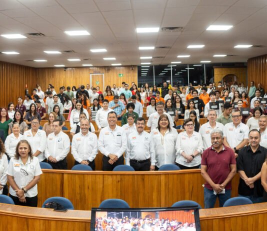 Reconoce la UAT excelencia académica con la entrega de más de 600 becas y estímulos educativos