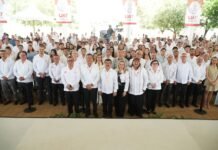 En homenaje solemne reconoce la UAT trayectoria de 215 docentes