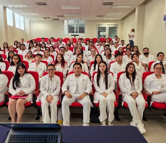 Egresados de Medicina de la UAT obtienen 276 plazas para internado médico