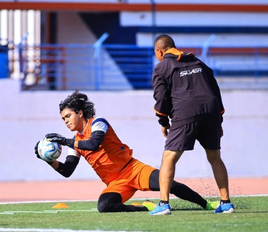 Busca filial de premier iniciar torneo con victoria en casa