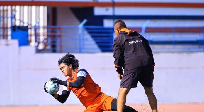 Busca filial de premier iniciar torneo con victoria en casa